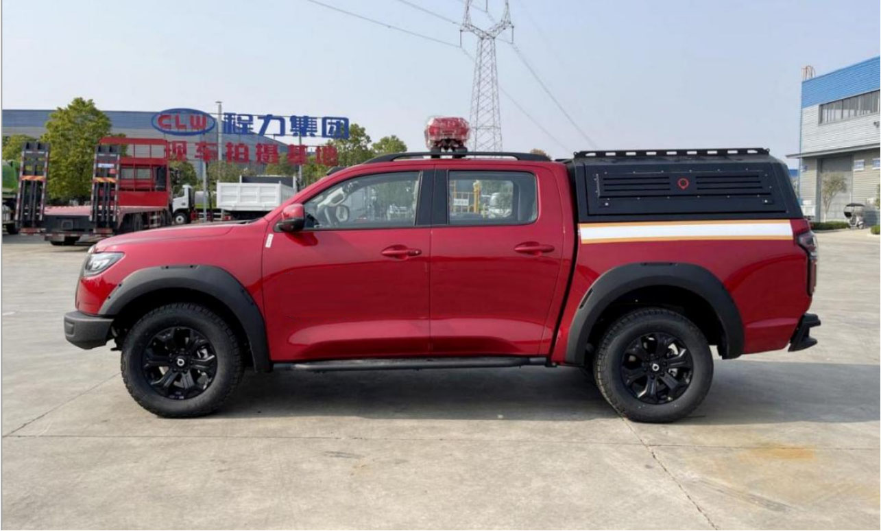 凯时优质运营商长城炮四驱装备运输车,器材运输车