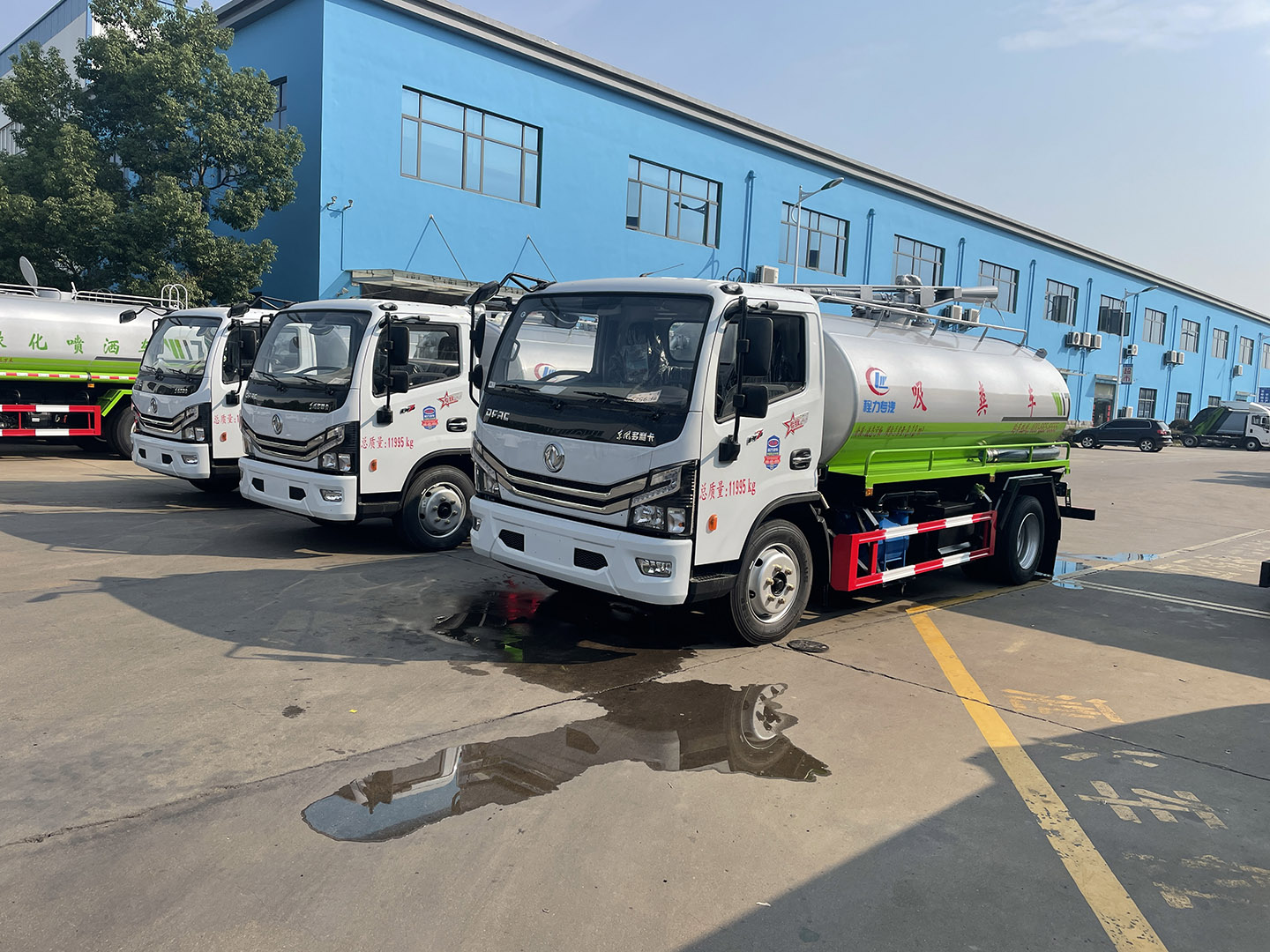 凯时优质运营商威牌凯时优质运营商专汽东风多利卡8方吸粪车